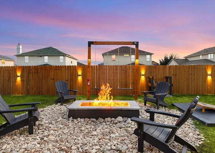 Holiday home Smart With Alexa Backyard
