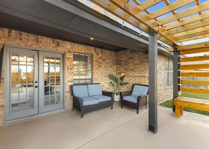 Smart With Alexa Backyard * Killeen